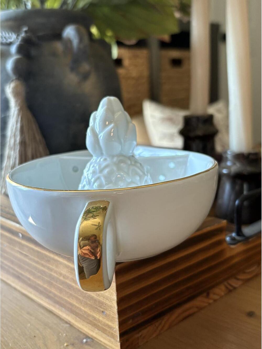 Lilly Pulitzer for Target Pineapple Citrus Juicer – White & Gold - Picture 5 of 7